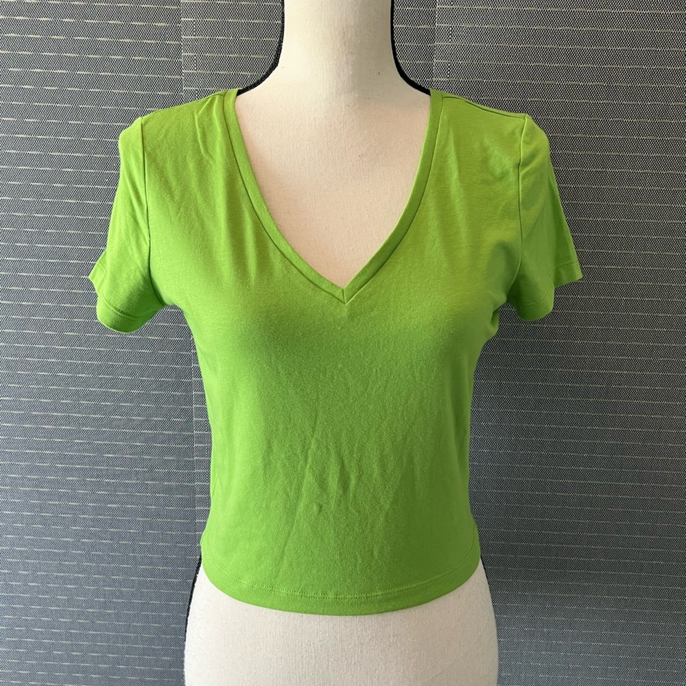 Wild Fable Green V-Neck Baby Tee
